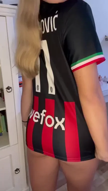 Naughty Step-Sis in Tight Soccer Jersey: Cock Bigger Than You Thought 😈🍑