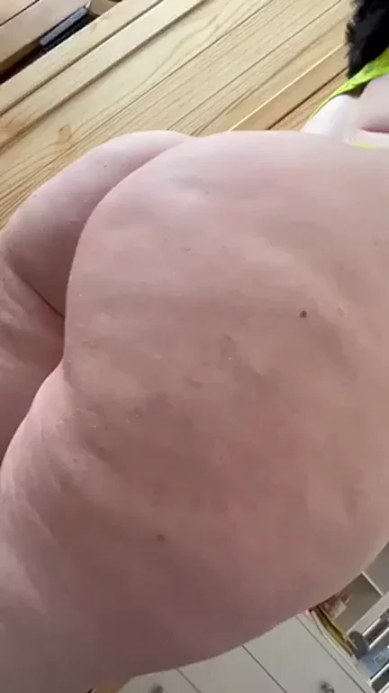 No caption, just my thick cheeks!