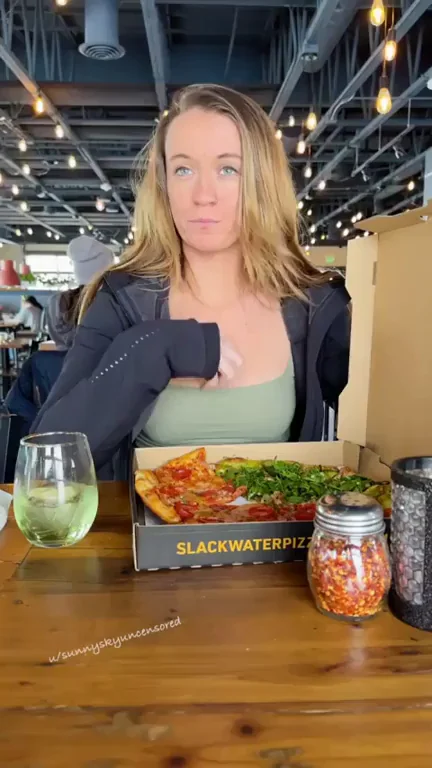 Finally worked up the courage to flash in a restaurant!
