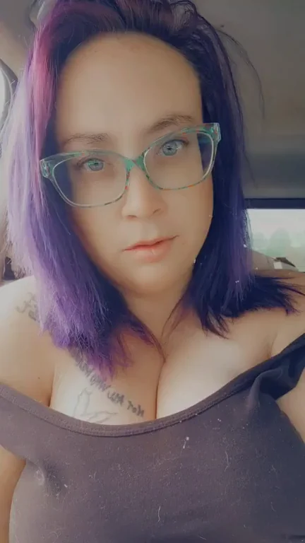 Showing some weekend cleavage