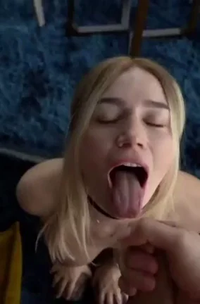 Alice Redlips' Monster Facial Cum Blast 💦👅