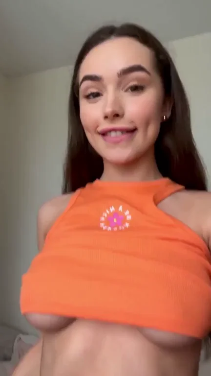 POV: Slutty Babe Sits Her Juicy Ass on Your Face 😈🍑