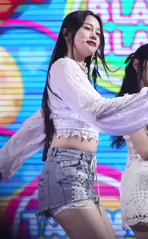 Weeekly - Jihan