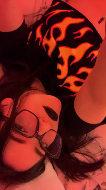 In need of booty rubs always