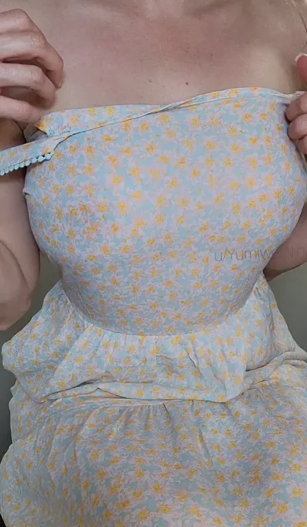 Peeling Off My Tight Dress to Flash These Juicy Tits After a Long Day 😈🍈🍈