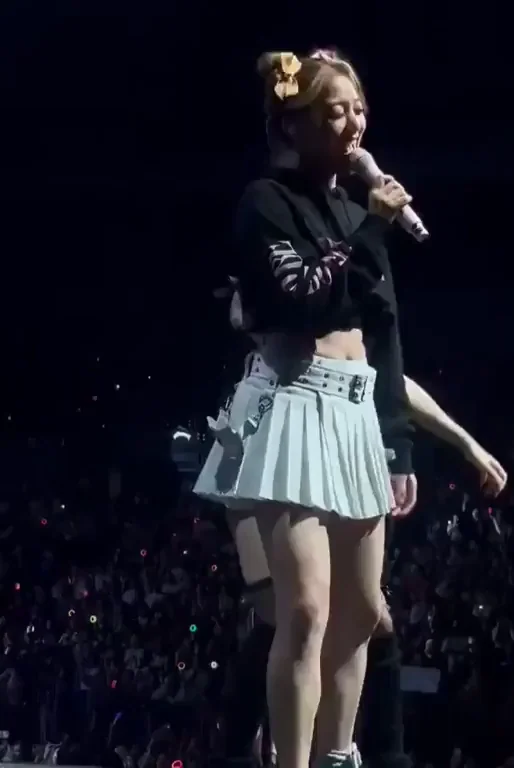 🔥 TWICE Nayeon & Jihyo Skirt Tease Fap Fuel 💦