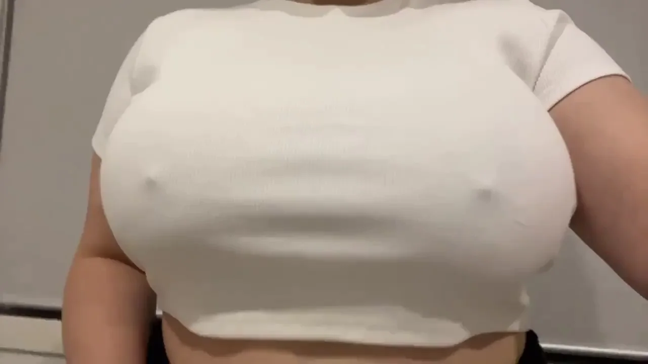 Begging to be sucked 😈