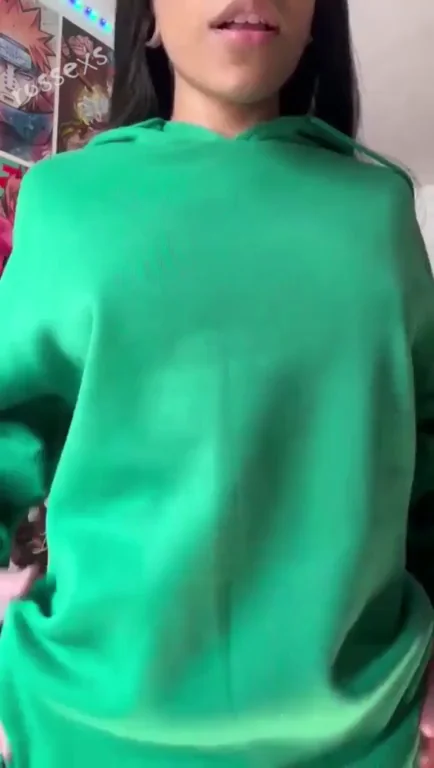 Play with My Perky Tits Daddy 😈💦