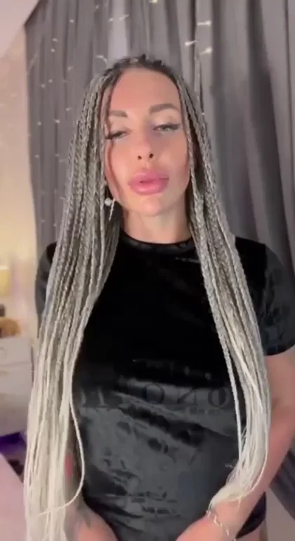 Say hi if you'd fuck your step sis.
