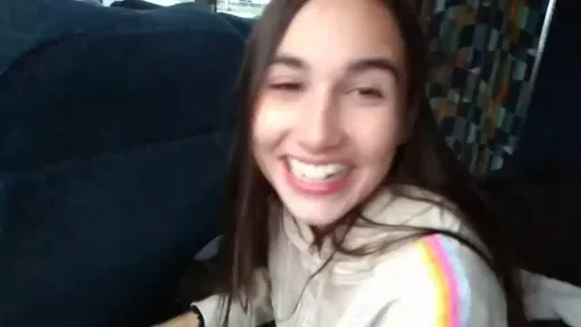 Cutie Sneaks Bus BJ in the Back 😈🍆💦