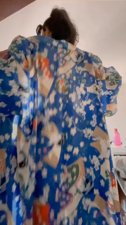 I heard you ordered an ass with a side of slim waist ;)