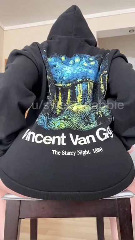 🍑 Starry Night Hoodie Hides This Galaxy-Level Ass! 🌌🔥
