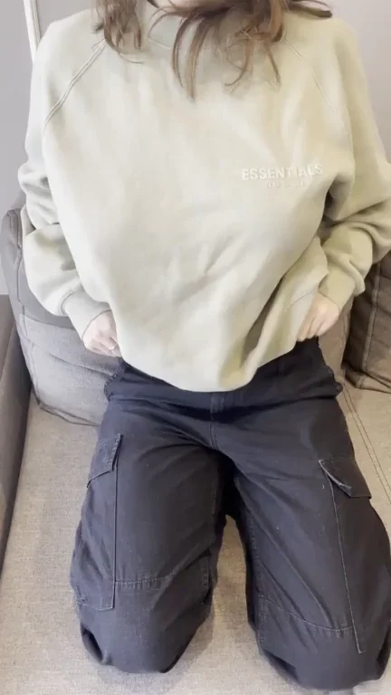 😍 Teen Student’s Massive Surprise Titties 🍈🍈