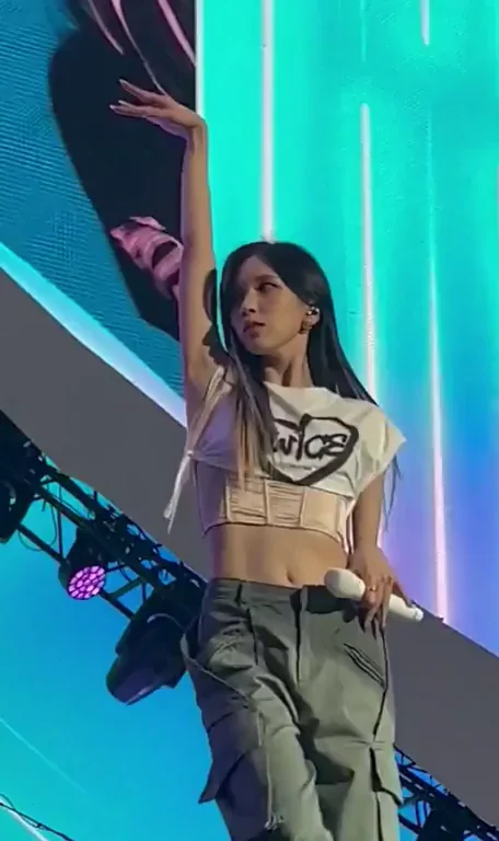 TWICE - Mina