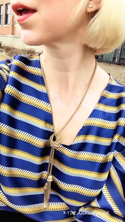 I've stopped wearing panties to work...possibly related, I take a TON of walks 😁‰ [gif]