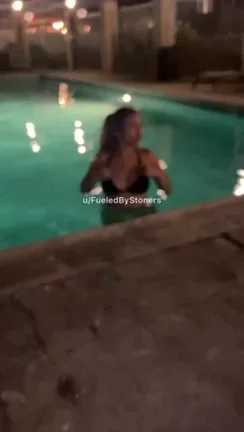 🔥 Flashing My Juicy Tits at the Pool – Hold the Moan GIF 😈