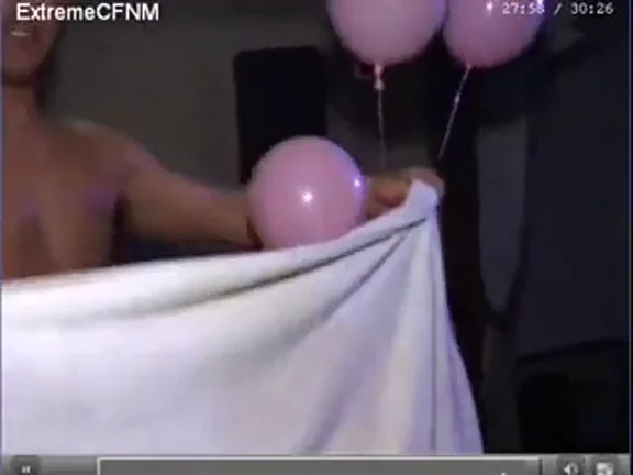 Jeff has two blond friends suck behind the towel, one of them wants more and sucks him off backstage