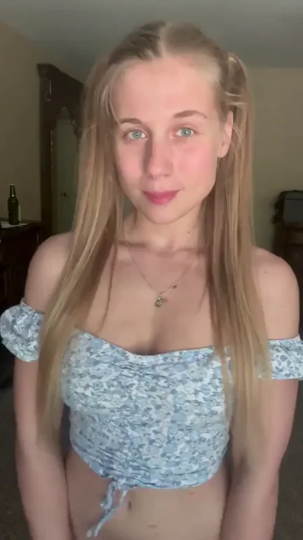 [F] This is me telling you I want something 😁