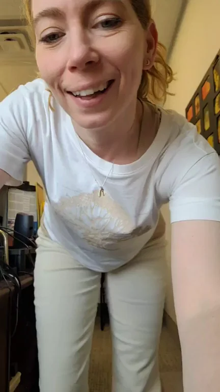 Cream Jeans... (F)46
