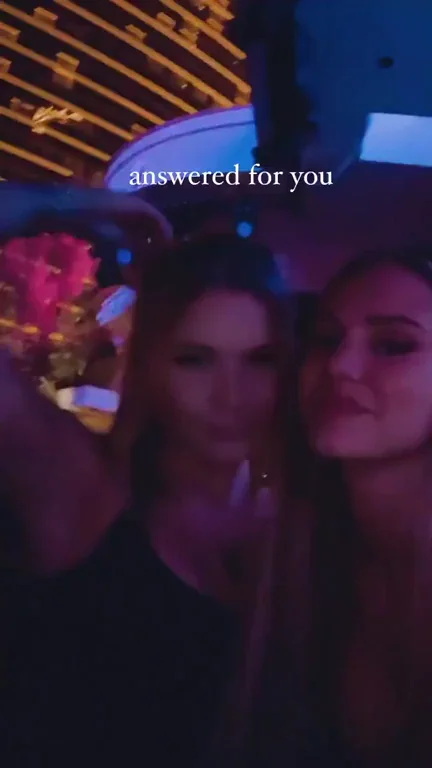 🔥 Josie Canseco & Scarlett Leithold's Naughty Vegas Selfie Tease 💋