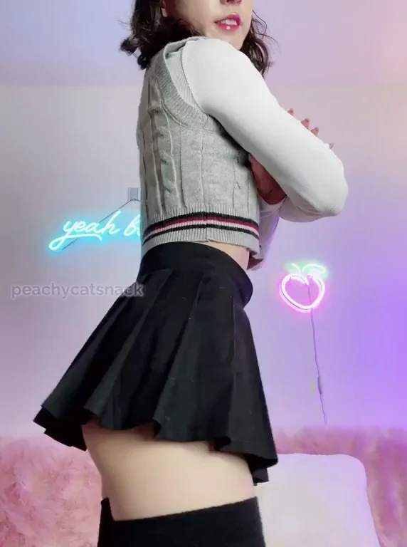Thigh highs look better without panties 😁