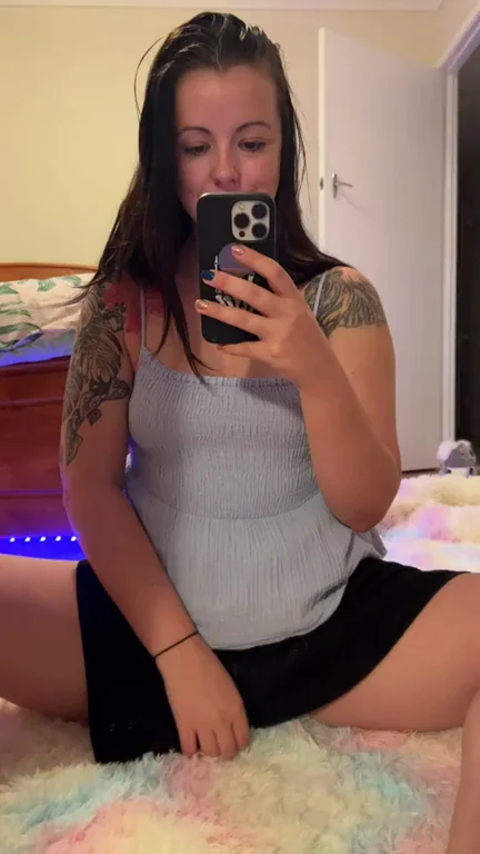 This Aussie milf needs to get fucked right now