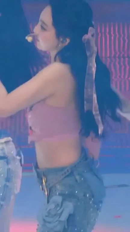 TWICE - Nayeon