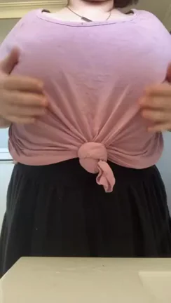 Do you want to see what's underneath 🤭