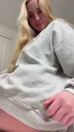 Morning Tease from Your Thick Blonde PAWG Slut