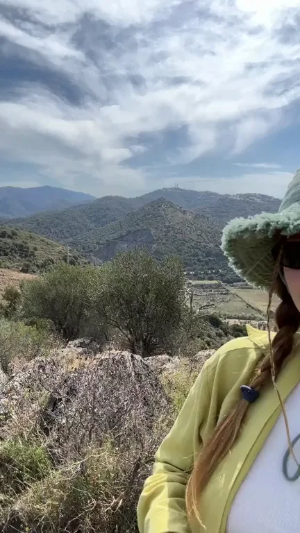 Wild Ginger Slut Flashing Tits in Nature 😈🌿