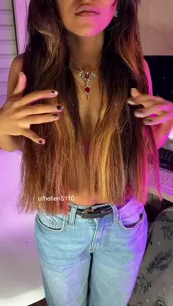 🍒 Can't Hide These Cute Indian Titties! 😍