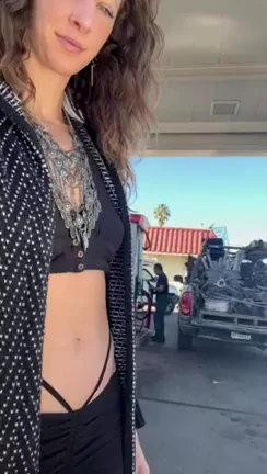 Flashing while I fill up [gif]