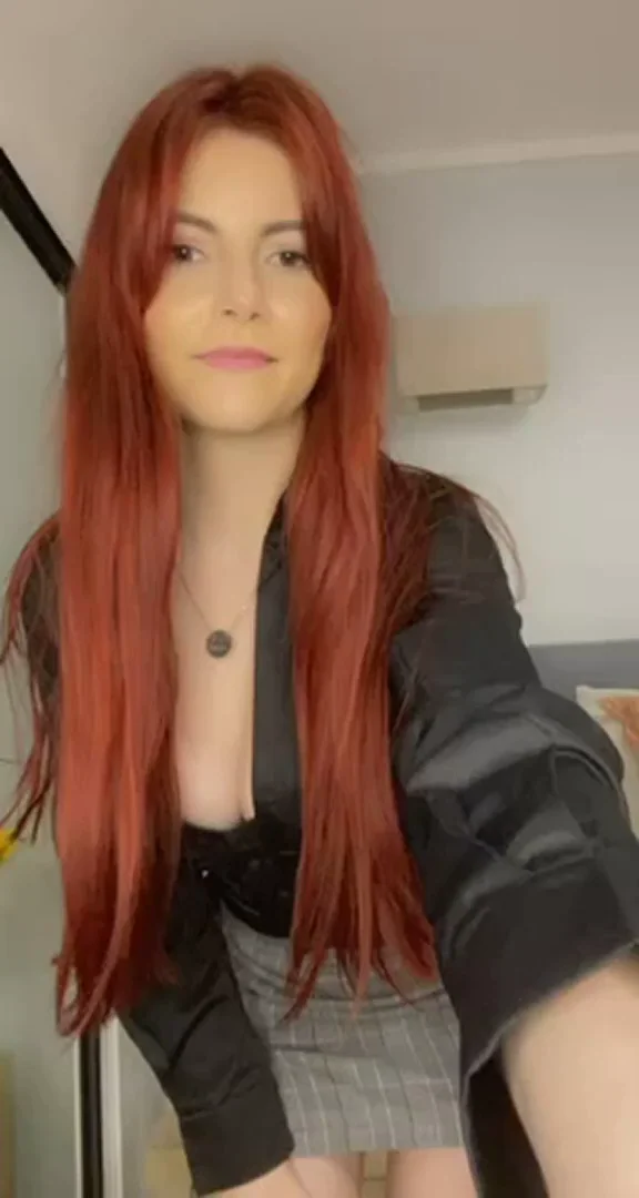 🔥 Office Redhead Teen Hiding Her Thick Ass & Cleavage Tease 😈