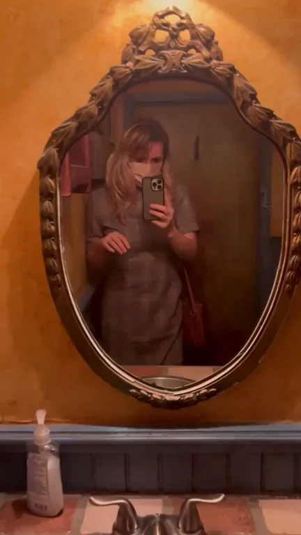 Just getting naughty in a public restroom ;) [GIF]