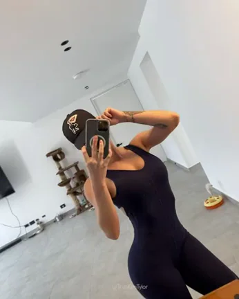 Back from the Gym and getting ready to party!