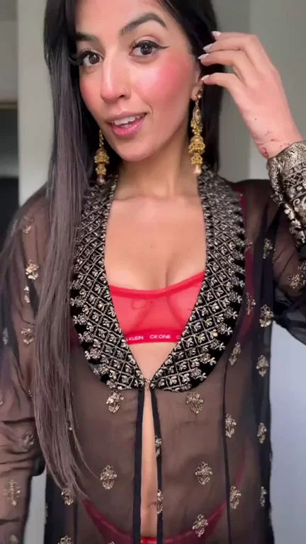 Pound My Hot Pakistani Curves 5x Daily 😈🔥 [F]