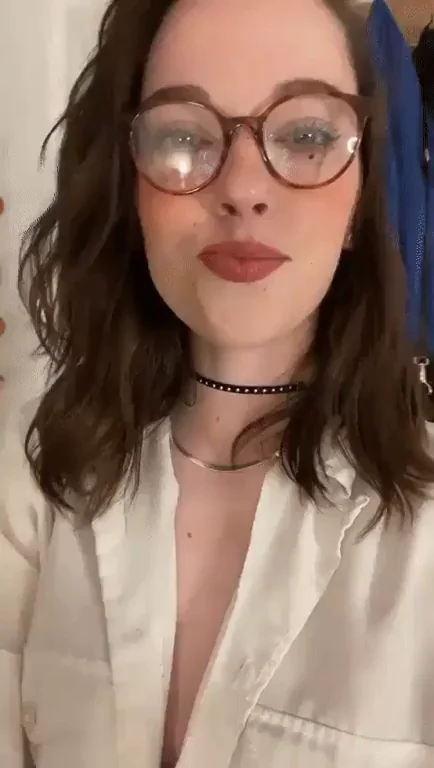 Glasses-Slut Jess Teases with Nerdy Cleavage Drop ðŸ’•