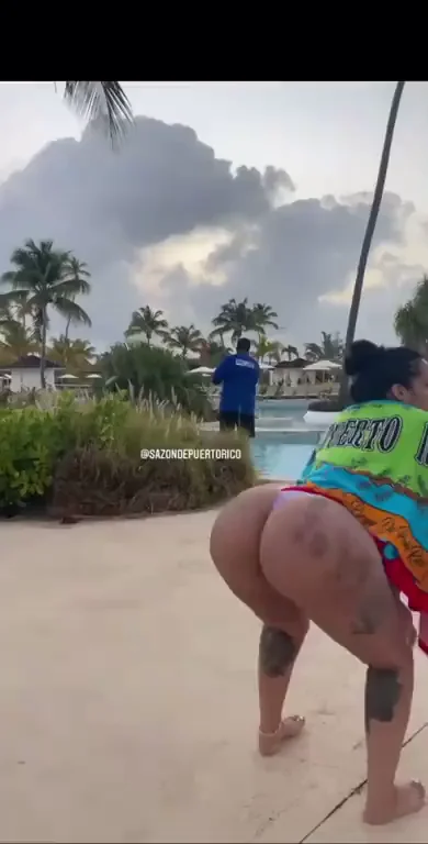 🌴 Booty Twerk Paradise on a Steamy Beach Day 🍑💦