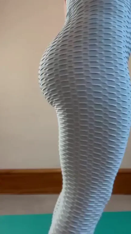 Gym vs Office: Pick Your Side of This Juicy Ass 🍑💦