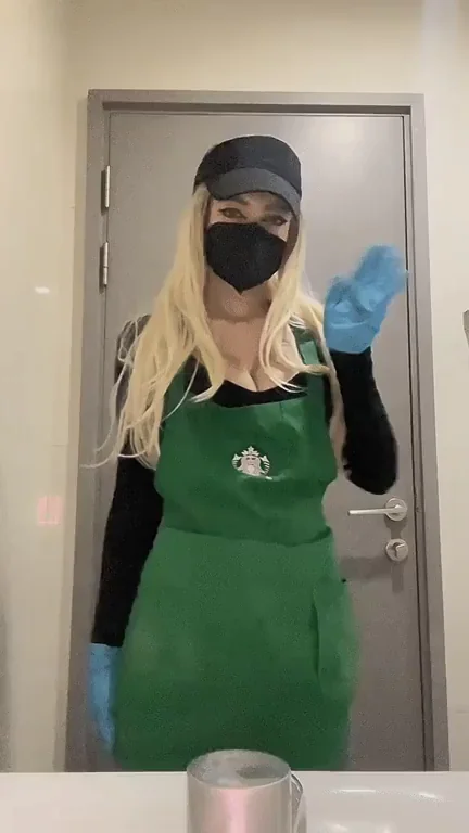 Barista Babe's Buttplug Tease: Door Unlocked for Break-Time Pounding