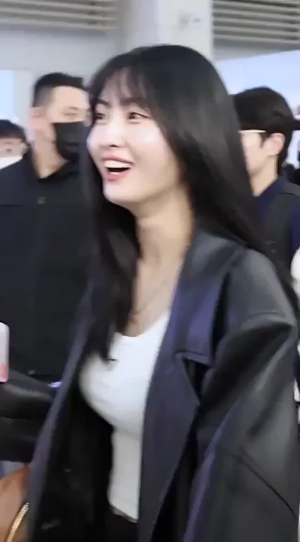 TWICE - Momo & Jihyo