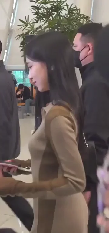 TWICE - Mina