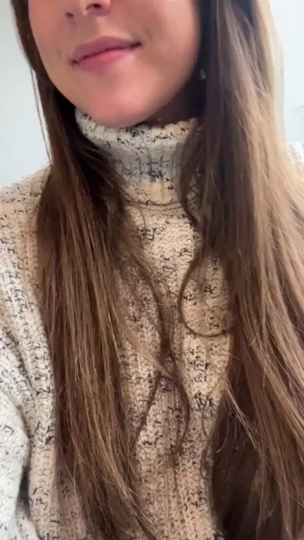 Office Tease: Sweater Slut's Quick Panty Flash & Ass Jiggle