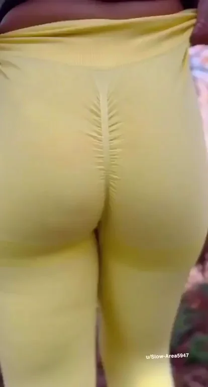 wanna bury your face in my ass ? 😁