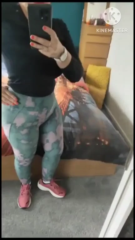 My favourite pants and my 40 female UK cougar tits 😁˜😁˜ðŸ’‹ðŸ’‹