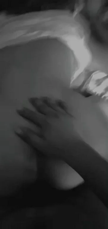 [m] well she love to get spanked hard🍑👆‹ when i get thorough back door😈