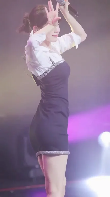 Oh My Girl - Arin