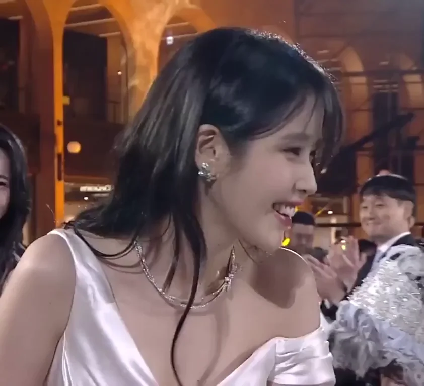 IU's Sexy White Dress Tease 😍💦 Kpop Slut Vibes