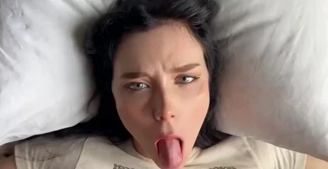 Cock-Fucking My Slutty Face Till My Teen Pussy Soaks 😩💦👅