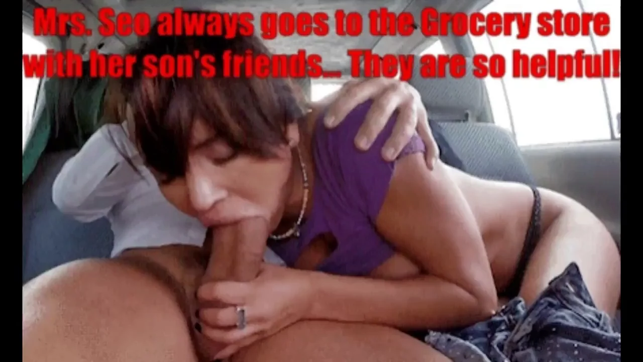 Every alpha with a monster white cock treats my mother like this whenever they want.. DM me to talk about how you stretched all of my mommy's married korean holes!